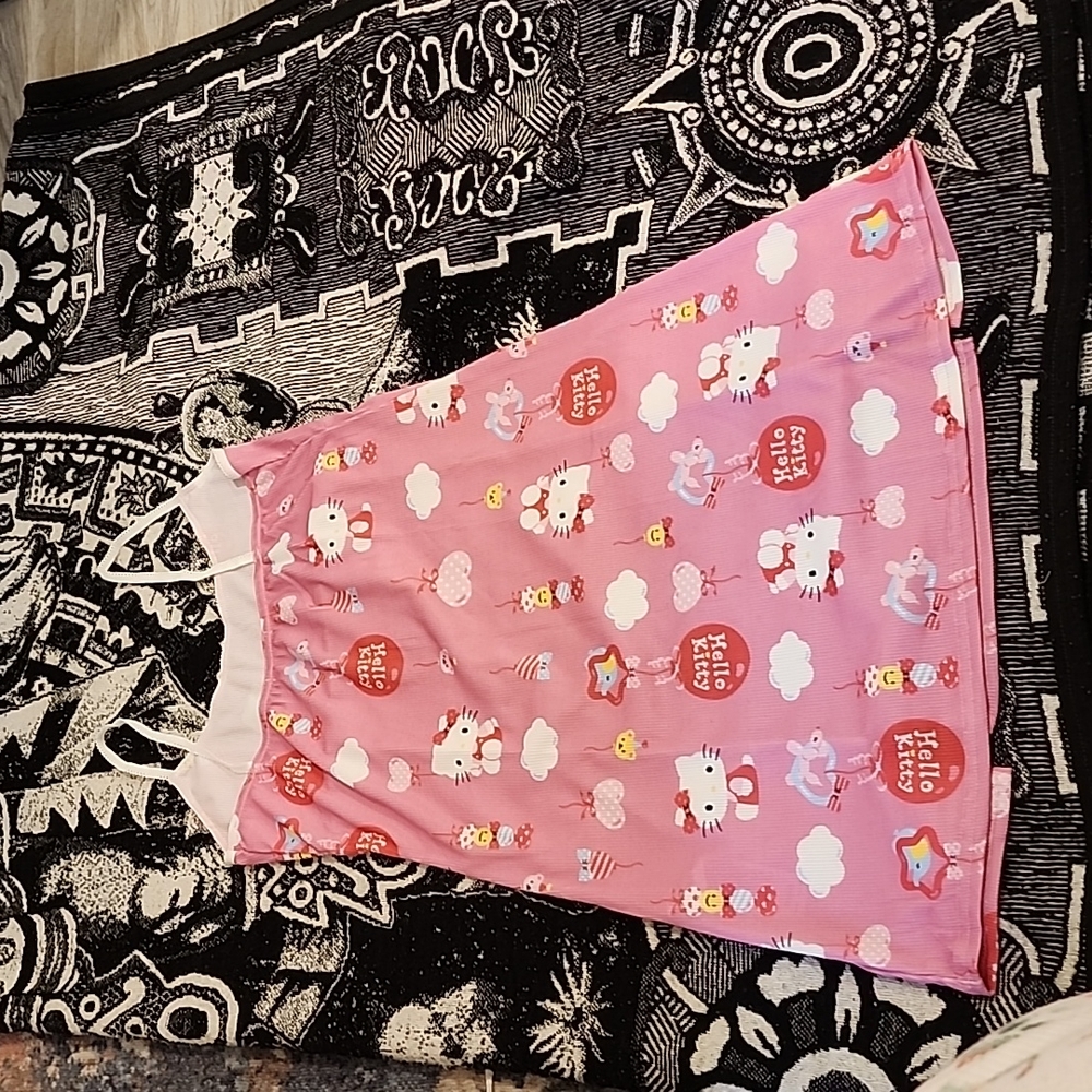 Hello Kitty Top/Mini - Picture 2 of 5